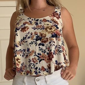 American Eagle flower print tank